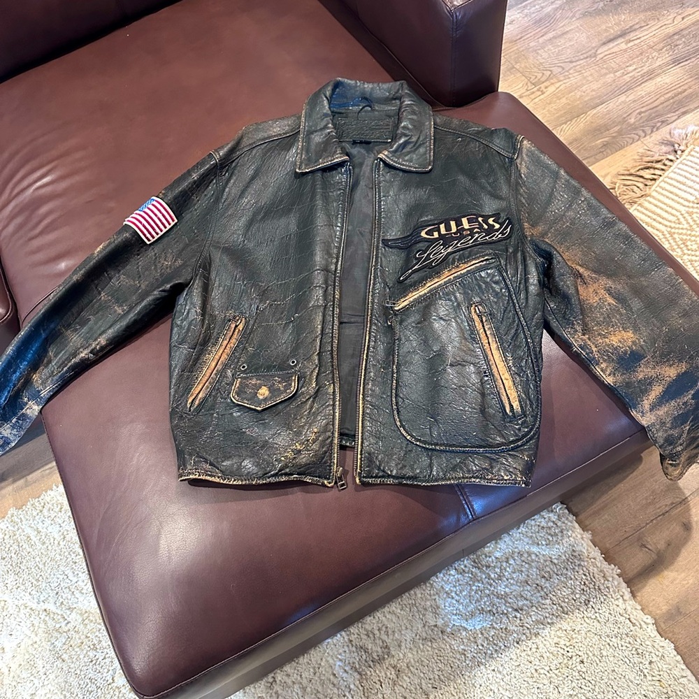 Selling my vintage guess legends leather jacket